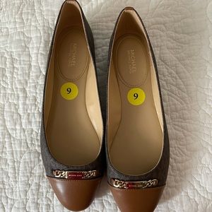 Michael kors flats